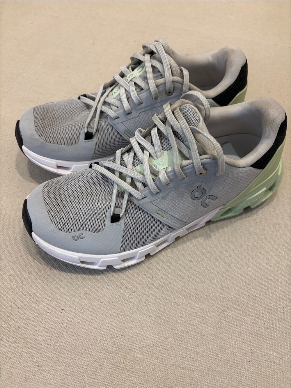 On Cloud Men's Athletic Shoes in Light Grey with Mint